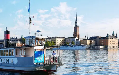Stockholm Must See - Old Town, boat + Vasa Museum 3h small group