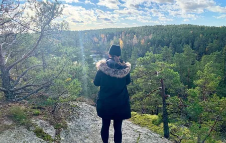 Stockholm: Nature Reserve Hiking Tour with Campfire Lunch
