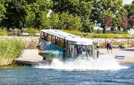 Ocean Bus - Sightseeing with a Splash