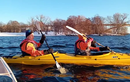Winter Kayak Tour in Stockholm City (Dry Suit Kayaking)