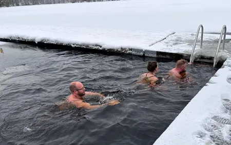 Icebathing and Sauna in Stockholm nature