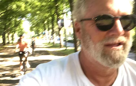 Best Stockholm Bike Tour. English, French or Spanish!