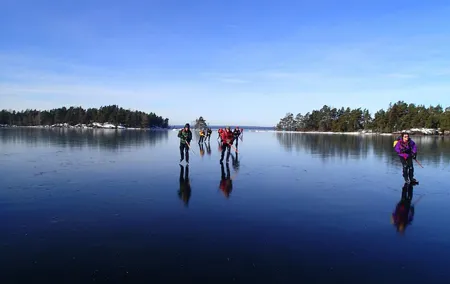 Introduction to Ice Skating on Natural Ice in Stockholm