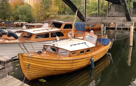 Discover Stockholm by Classic Wooden Boat