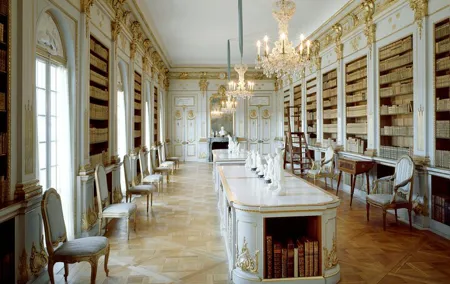 Drottningholm Castle Trip Across the Lake