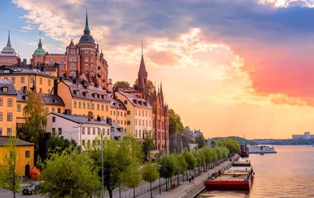 Private Tour Stockholm Old Town, Royal Palace, Vasa Musum