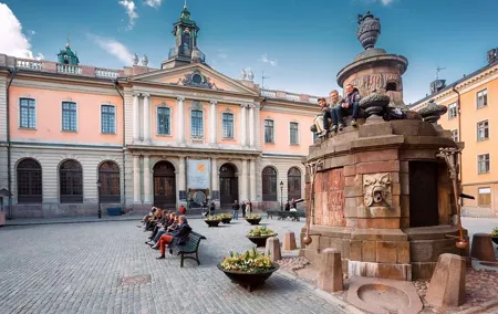 Stockholm Private Tour: City Hall and Nobel Museum