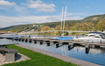 Private Transfer From Oslo To Drammen With a 2 Hour Stop