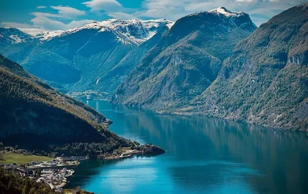 Private 3-Day Norway Fjord Tour: Rails, Mountains, Bergen