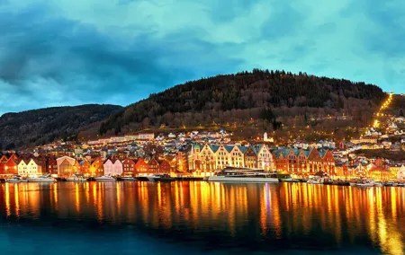 Discover Bergen on Foot and Boat