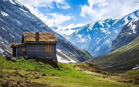 Self-Guided Full Day: Bergen To Oslo with Sognefjord cruise (5h)