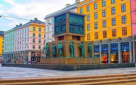 Walking Tour of Central Bergen