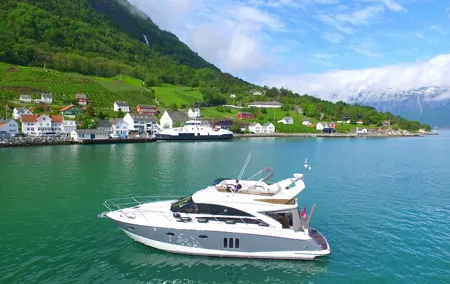 Bergen to Hardangerfjord VIP car + private yacht Fjord cruise