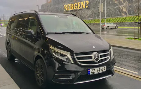 TRANSFER, LUXURY VAN 1-7 PAX: Bergen airport transfer