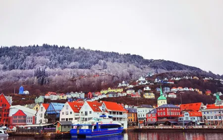 2 Days Bergen, Hardangerfjord and Preikstolen Private Tour