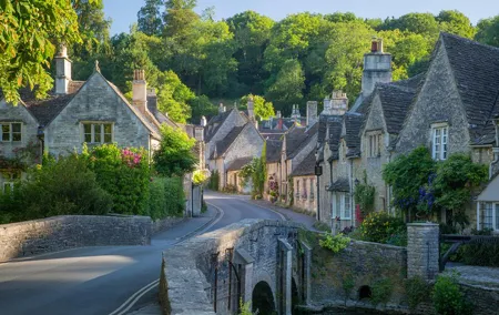 Cotswolds Experience - full day small group day tour from Bath ( Max 14 persons)