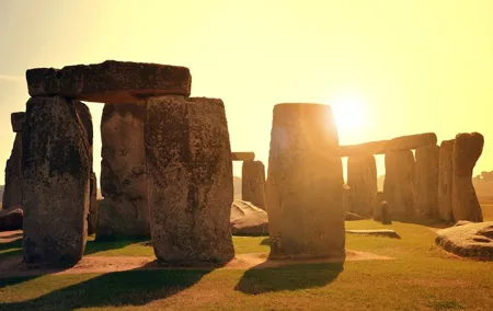 Private Morning Tour to Stonehenge from Bath with Pickup