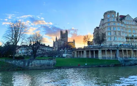 Interactive Treasure Hunt Experience of Bath's Secrets