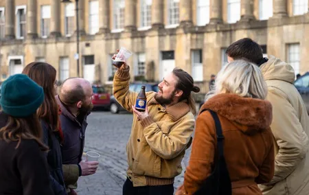 Bath: Guided Walking Tour with Beer Tastings