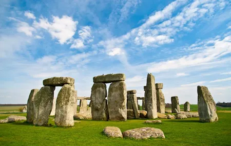 Private Tour of Stonehenge, Bath and Castle Combe.