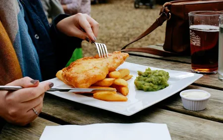 Liverpool's Best Craft Drinks & Pub Food With A Local: Private & Personalized