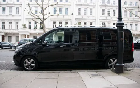 Private Liverpool Arrival Transfer - Airport to Liverpool Accom
