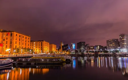Private Walking Tour of Liverpool with a local tour guide