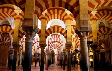 Cordoba Mosque & Jewish Quarter Guided Tour with tickets