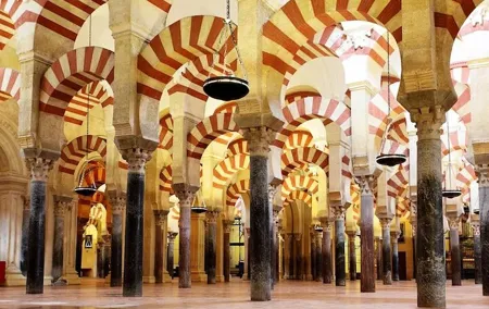 Private Tour Cathedral and Jewish Mosque of Cordoba with Entrance