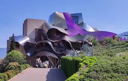 Marques de Riscal and Ysios Rioja Wine Tour w/ Lunch from Bilbao