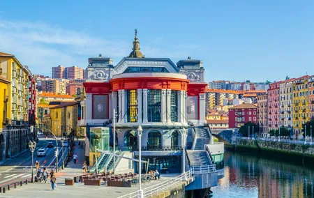 CERTAL Exclusive Tour: LA RIBERA Market + GASTROBARS Bilbao (3h)