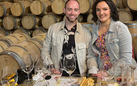 Private tour to La Rioja : Visit 2 premium wineries with lunch