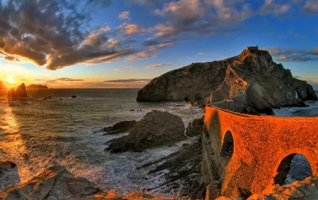 Game of Thrones Experience: Basque Country Coast Private Tour