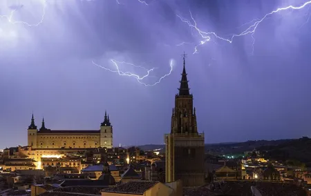 Night Guided Tour of Magical Toledo