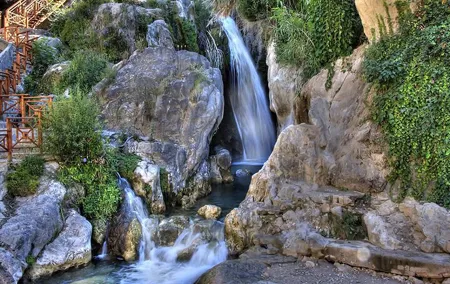 Guadalest and Fuentes de Algar Half Day Guided Tour