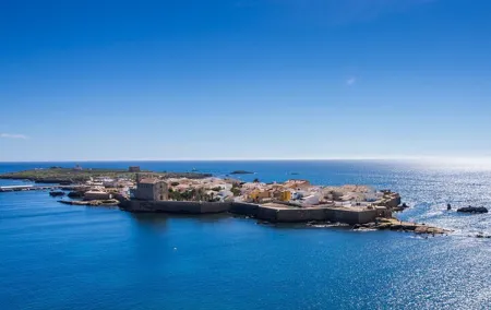 Tabarca Island & Santa Pola Salinas from Alicante or Benidorm