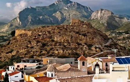 Guided Tour of Alicante with Certified Guide