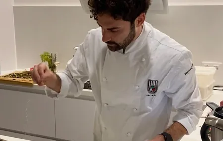 Make and enjoy a real Neapolitan pizza in Spain