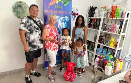Bear Art Studio: Paint Your Own - Fluid Art Workshop in Alicante