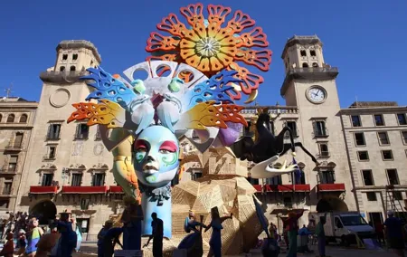 Alicante through its museums with an aperitivo