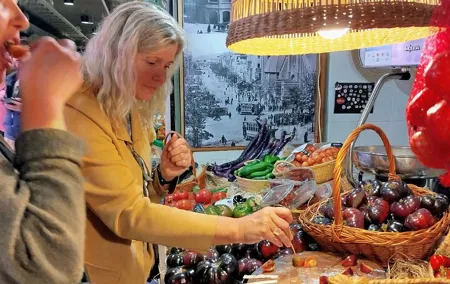 Alicante Like a Local: Private Castle, Market & Tapas Trail