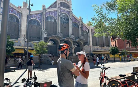 Valencia City Highlights in Guided Bike or E-Bike Tour