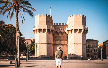Highlights of Valencia Half-Day Private Tour with Local Tasting