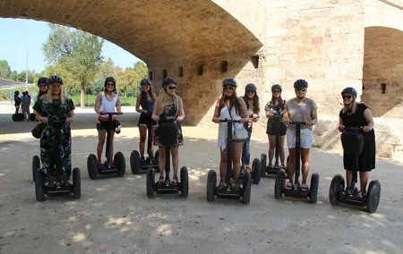Valencian Main Attractions Group Segway Tour
