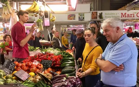 Vegetable Paella cooking class, tapas and Ruzafa market visit