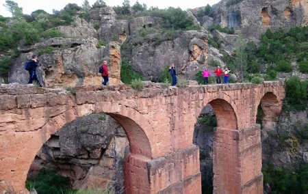Hiking Tour of the Roman Aqueduct of Peña Cortada and Ruta de Agua