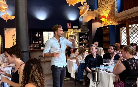 Wine Tasting Experience with a Professional Sommelier in Valencia City Center