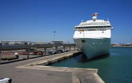 Valencia Highlights Bike Tour for Cruise Visitors