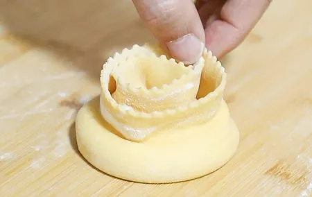 Valencia : Private Workshop of Fresh Pasta at Italian Chef's House