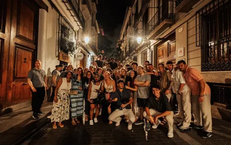Pub Crawl Valencia | The Biggest | Club Entry Included